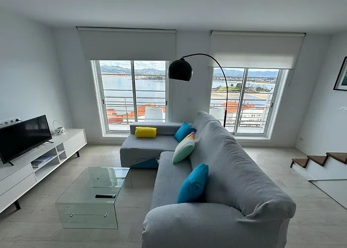 Duplex Urb Santa Marta * Байона