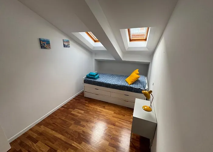 Апартаменты Duplex Urb Santa Marta Байона