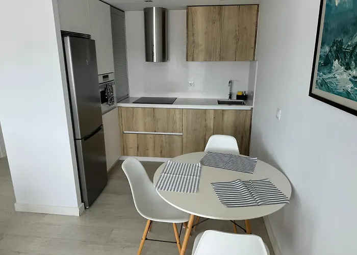 Duplex Urb Santa Marta * Байона